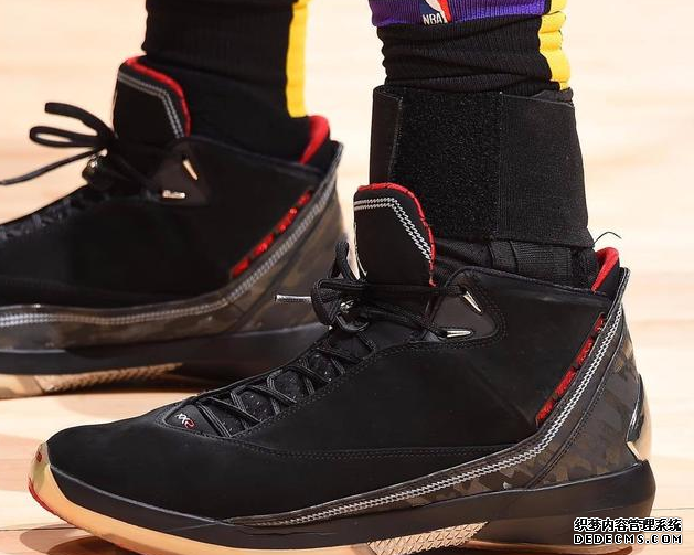 NBA12月22号球星上脚球鞋精选利拉德上脚Dame 5全新配色 NBA12月22号球星上脚球鞋精选利拉德上脚Dame 5全新配色